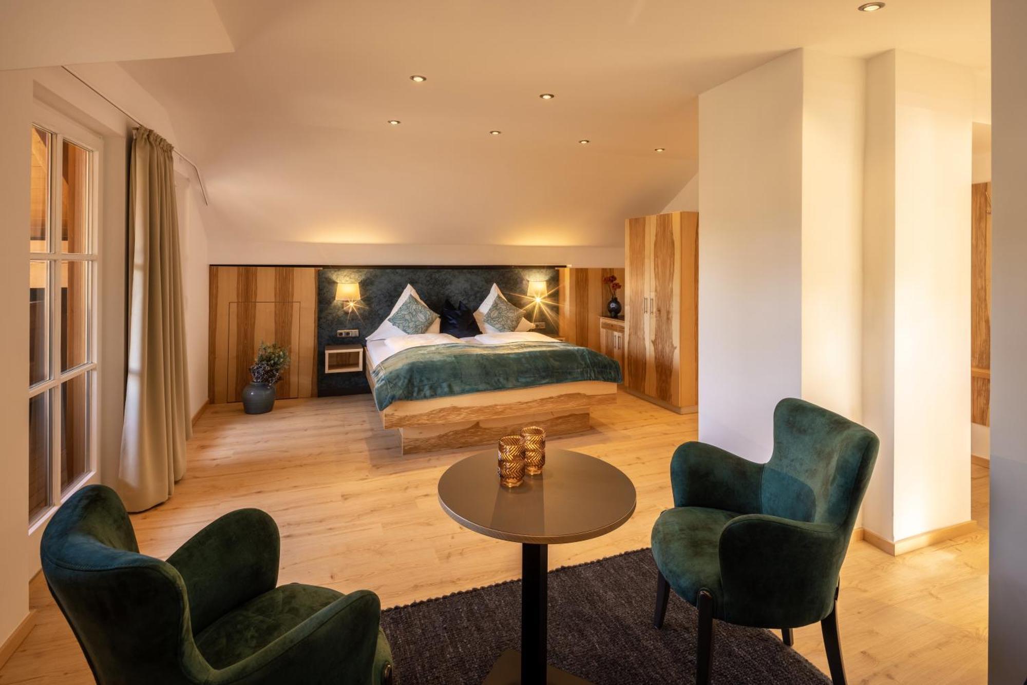 Hotel Wiedemann Фюссен Экстерьер фото