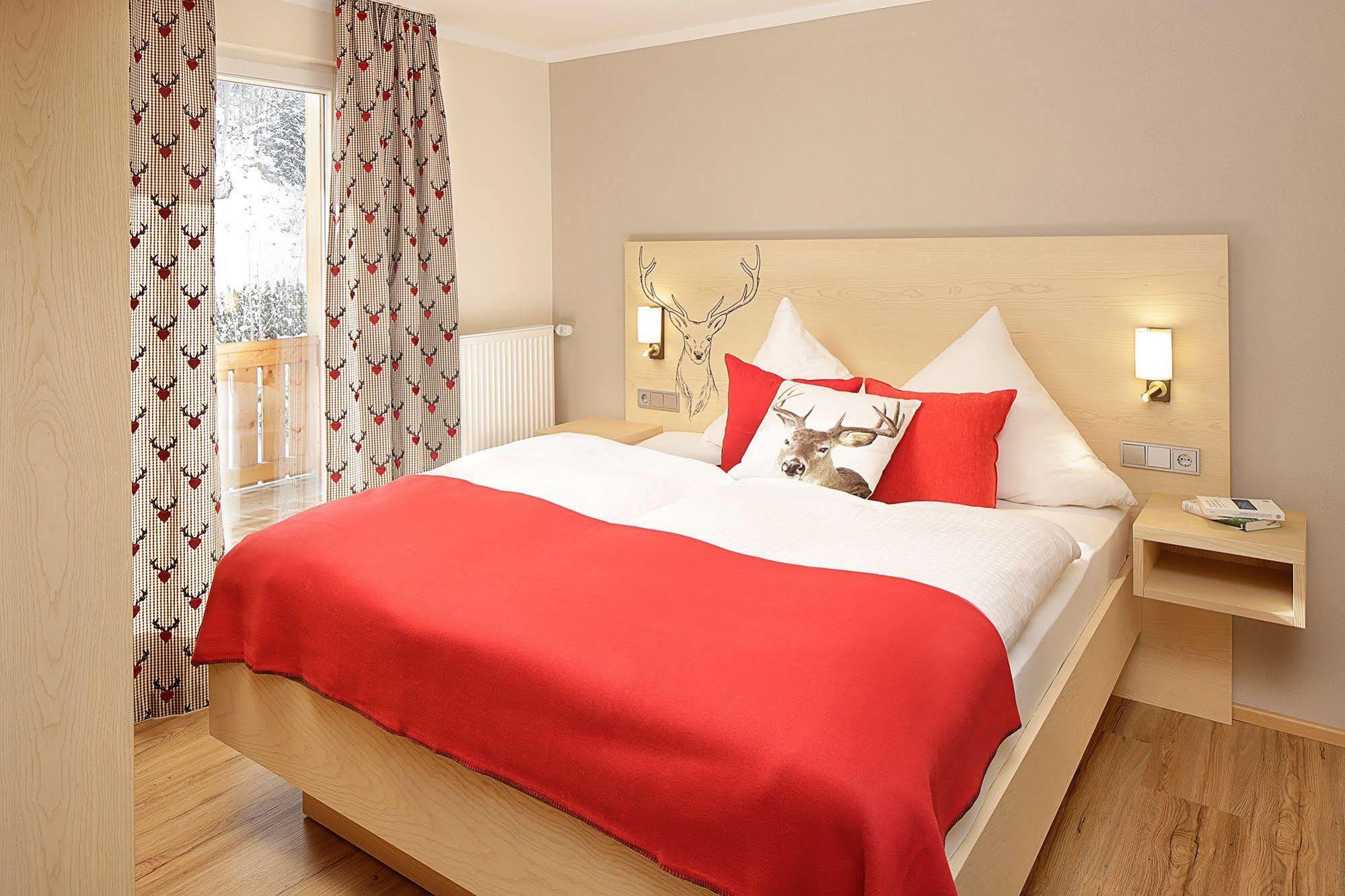 Hotel Wiedemann Фюссен Экстерьер фото